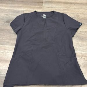 Small pewter scrub top Not figs